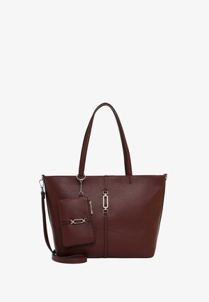 Donkerbruine leren tote bag met twee handvatten, een afneembare schouderriem en een bijpassend klein tasje bevestigd met een ketting.