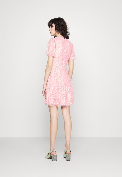 Needle & Thread DAPHNE V-NECK MINI DRESS - Cocktail φόρεμα / Φόρεμα για πάρτι - rose quartz