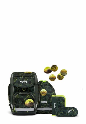 CUBO 5-TEILIG - School bag - mähdreschbär