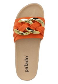 Sandalo arancione con fascia in tessuto intrecciato e due grandi anelli in metallo dorato. Soletta beige con marchio "palado".