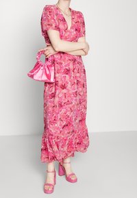 Vero Moda Robe de soirée - apricot