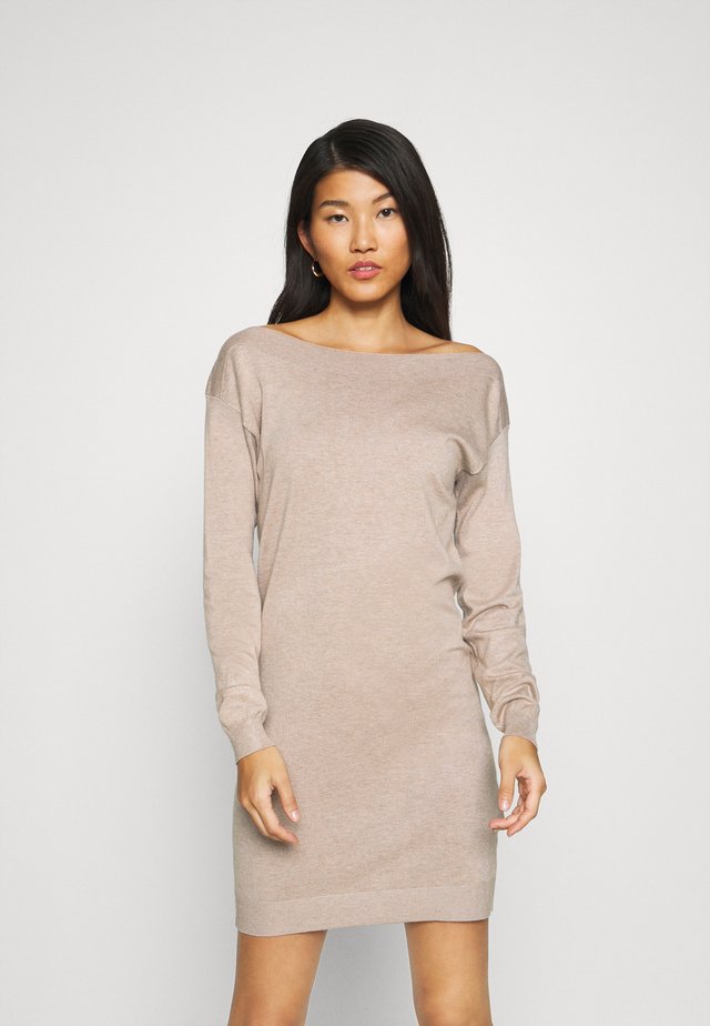 Gebreide jurk - dark tan melange