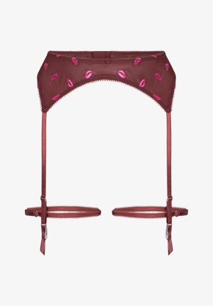 Bordeauxfarbener Spitzenstrumpfhalter mit pinker Lippenstickerei, ausgestattet mit verstellbaren Satinträgern und gewellten Kanten für zusätzliche Details.