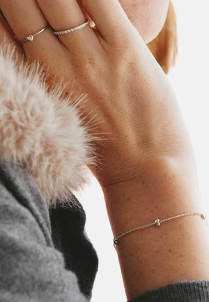 EDBLAD, BARLEY PETITE BRACELET - Pulsera - silver-coloured