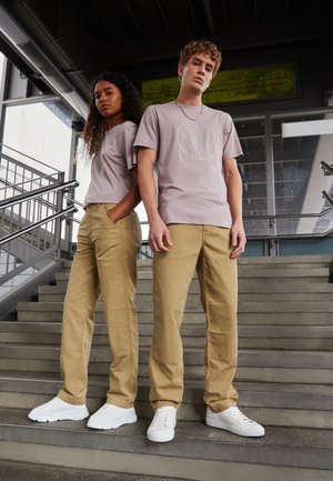 UTILITY PANT UNISEX - Ravne kavbojke - harvest gold