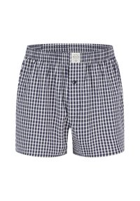 Námořnické a bílé kostkované boxerky vyrobené z bavlny, s elastickým pasem, jedním knoflíkem a předním kapsičkem.
