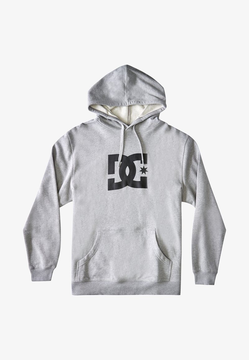 Hoodie gris en tissu polaire, avec un logo DC noir au centre, une poche kangourou à l'avant et une capuche avec cordon de serrage.