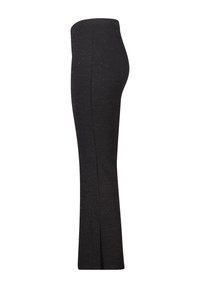 Zwarte uitlopende broek met een subtiele gevlekte textuur. Heeft een aangesloten taille en een rechte snit, ontworpen voor een gestroomlijnde silhouet.