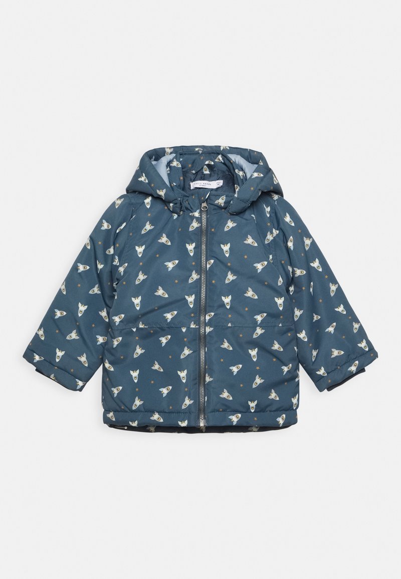 Veste à capuche bleue pour enfants avec motif intégral de fusées et d'étoiles, fermeture éclair à l'avant et manches longues.