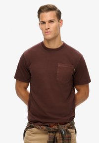Superdry & Co CONTRAST STITCH POCKET  - T-shirts basic - washed brown