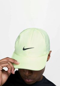 Nike Performance SHOOSH - Cappellino - verde fluorescente
