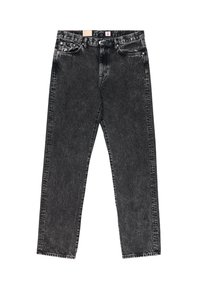 Jeans in denim nero con lavaggio sbiadito, design a gamba dritta, cinque tasche e dettagli di cuciture visibili. Chiusura frontale con bottone e zip.