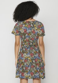 Koroshi SHORT SLEEVE - Vestido informal - multicolor/multi-coloured