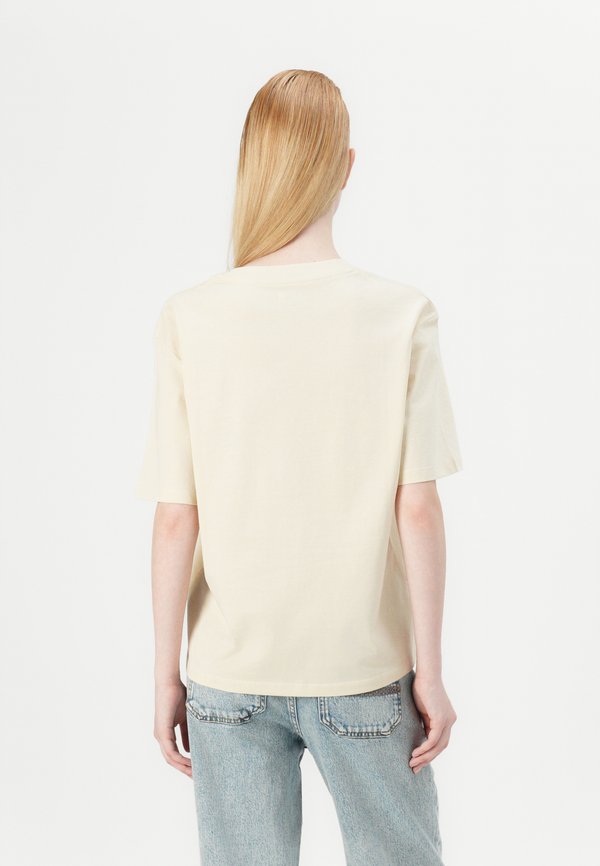 VARSITY GRAPHIC SHORT SLEEVE TEE - Print T-shirt - angora3