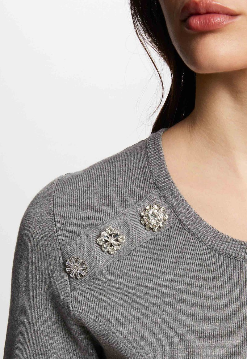 Grey Pull Basique Femme Zara Morgan Pull Paillettes Femme Pull