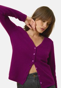 Just Cashmere Kardigan - plum
