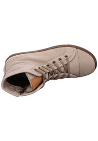 Andrea Conti Botki sznurowane