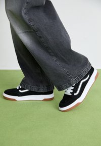 HYLANE UNISEX - Sneakers - black/white/gum