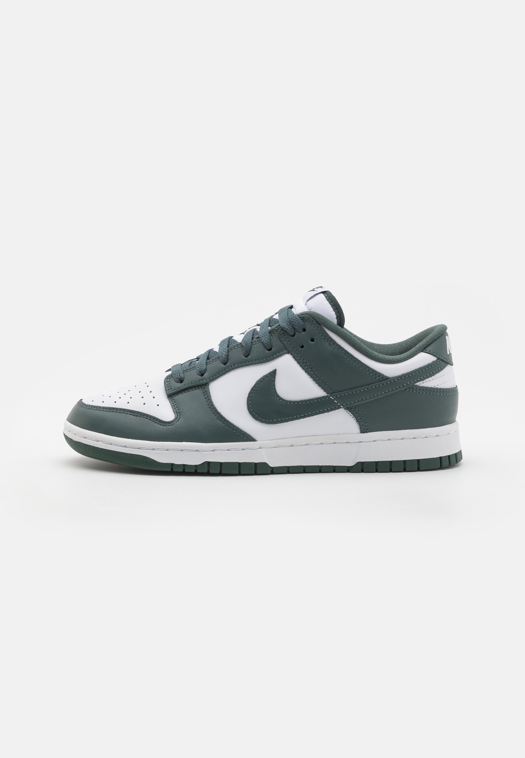 Nike Dunk Low Retro “White Vintage Green” Wmns Dunk Low  main image 3