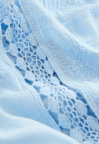 Non sélectionné, blue