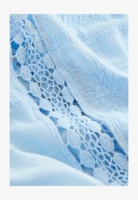 Non sélectionné, blue