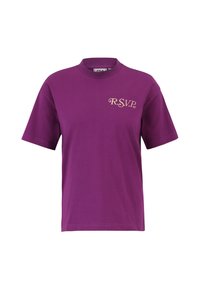 Paarse katoen t-shirt met korte mouwen, voorzien van een contrasterend gouden "R.S.V.P." logo op de linkerkant van de borst. Klassiek crew neck ontwerp.