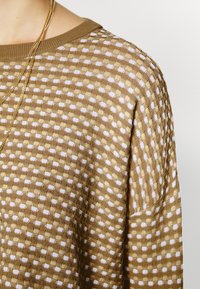 OPUS Trui - beige