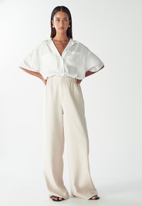 WILLA CROWN PANTS - Hlače - ecru