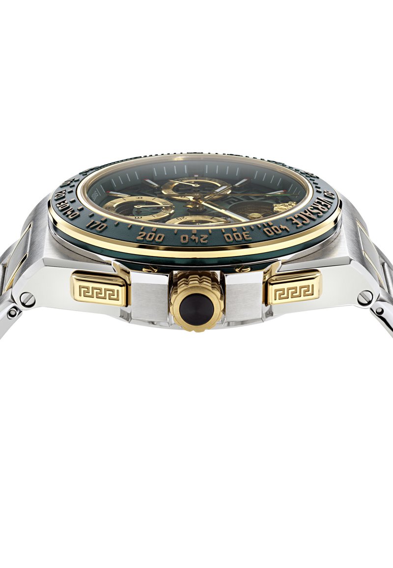 Orologio da uomo con cassa in acciaio inossidabile e dettagli dorati. Quadrante verde con funzionalità cronografiche. Corona nera e dettagli intricate sulla lunetta.