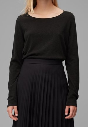 Top s dlouhým rukávem - black