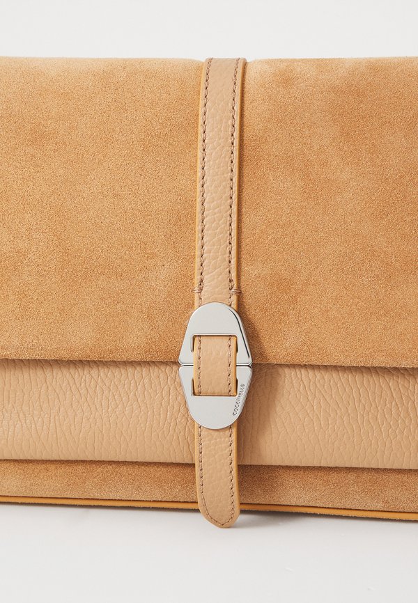 DORIAN  - Handbag - skin4