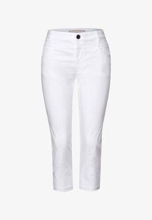 Bílé zkrácené kalhoty vyrobené z bavlněné směsi mají přední zapínání na knoflík, dvě boční kapsy a hladkou texturu.