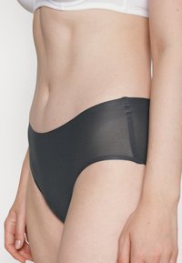Chantelle SHORTY - Cuecas - dunkelgrau