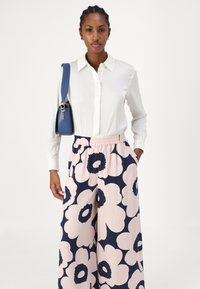Marimekko ERANTO UNIKKO - Tygbyxor - light pink, dark navy