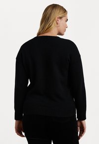 Lauren Ralph Lauren Woman INTARSIA KNIT CREST COTTON SWEATER - Camisola - black