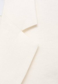 Thumbnail Image 6