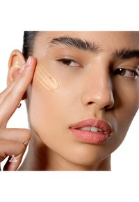 Allies of Skin PEPTIDES & ANTIOXIDANTS ADVANCED FIRMING DAILY TREATMENT - Nattvård