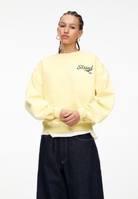 PULL&BEAR - STWD - Felpa - yellow Immagine in miniatura 1