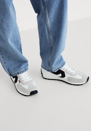 Levi's® STRYDER  - Sneaker low - regular white