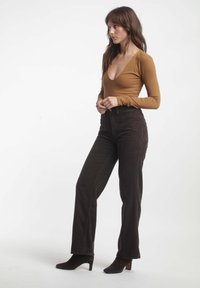 LABDIP HIGH WAIST LONG WIDE  - Broek - chocolat