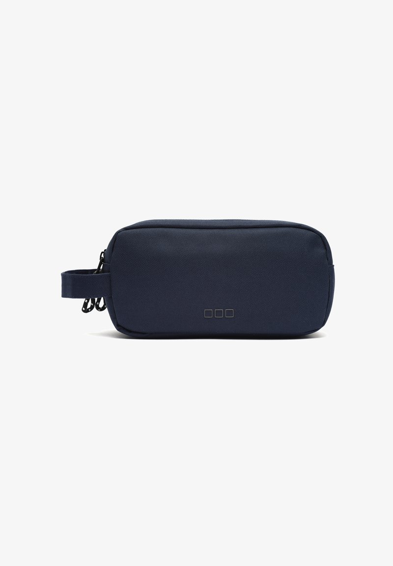 Pochette rettangolare blu navy realizzata in tessuto testurizzato, dotata di chiusura a zip, maniglia per il trasporto e dettagli di logo minimalisti.