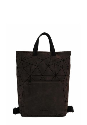 Dunkelbraune Tragetasche mit geometrischem Design und strukturiertem Oberflächenmaterial, schwarzen Riemen und einer Reißverschlusstasche auf der Vorderseite. Verstellbarer Riemen inklusive.