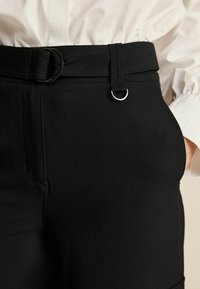 Next SMART BELTED WIDE LEG - Reisitaskuhousut - black