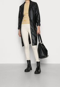 mbyM Cappotto classico - black