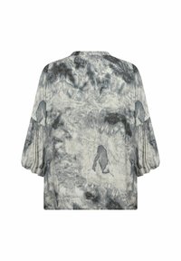Bledě šedá a bílá tričko s tie-dye vzorem, se zaobleným výstřihem a nabíranými rukávy, vyrobené z lehké látky s texturovaným povrchem.
