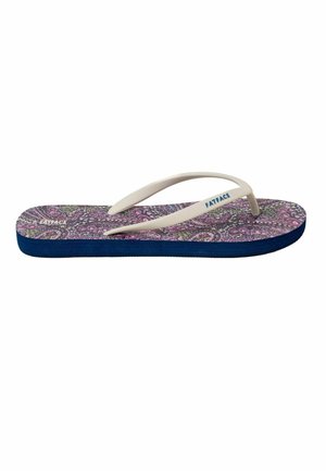 Flip-Flop-Sandale mit lila Paisley-Muster auf der Sohle, navyblauem Rand und weißen Riemen mit "Fatface"-Logo an der Seite.