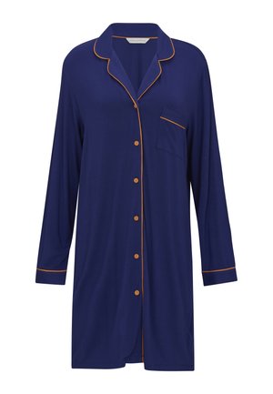 Marineblaues Nachthemd mit langen Ärmeln, orangefarbener Paspelierung, durchgehender Knopfleiste und Brusttasche mit passendem Besatz.