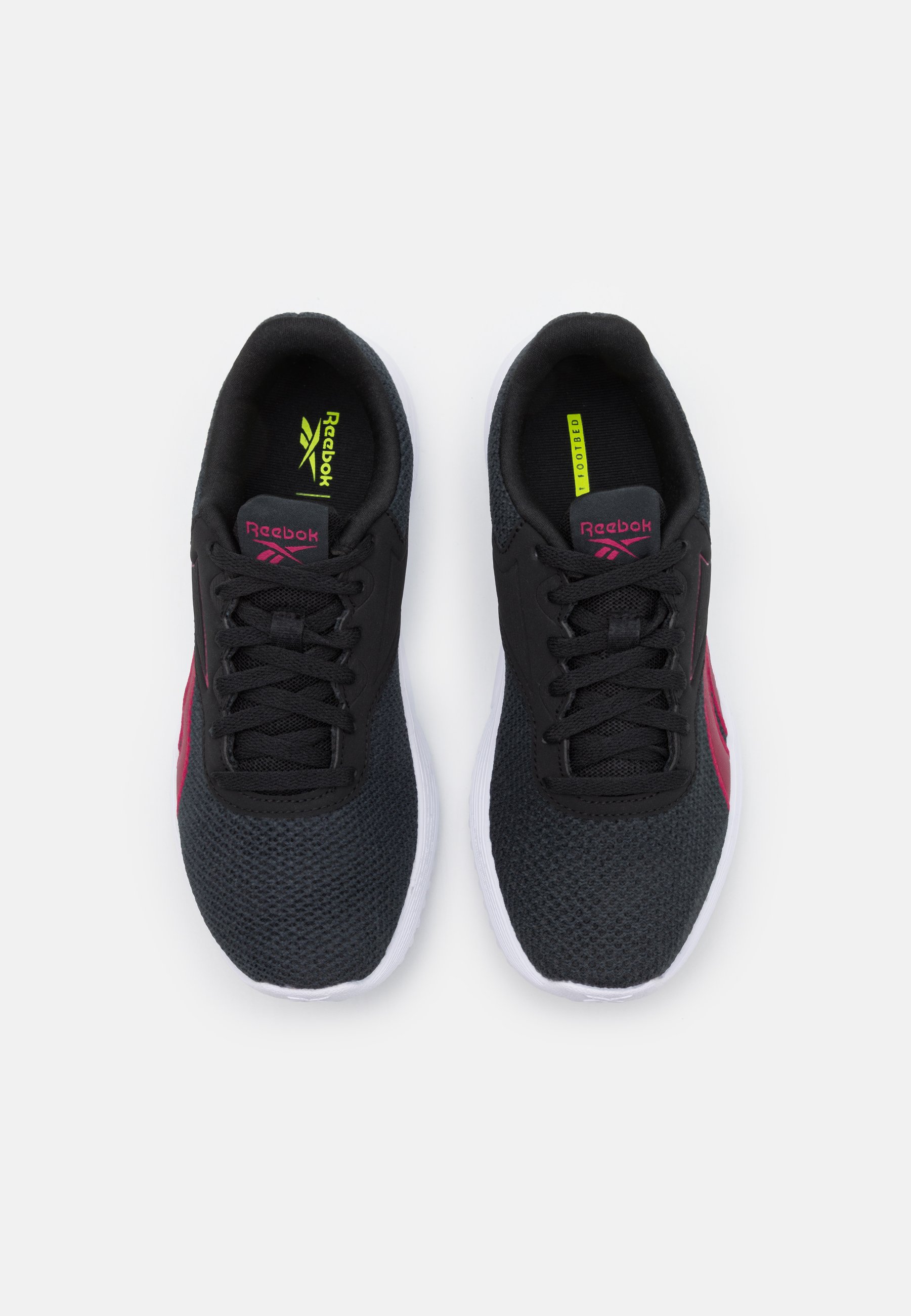 nike tanjun red punch