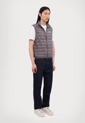 TRAIN CORE LIGHT VEST - Vest - volcanic glass
