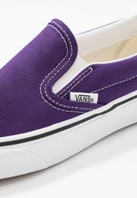Vans Chaussons - purple
